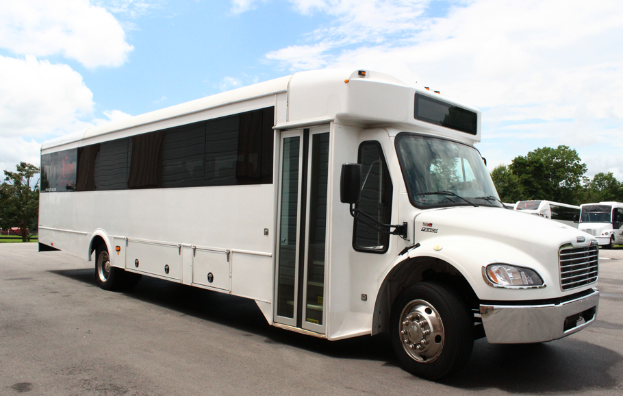 PARTY BUS 32pas New - Xtreme Transportation